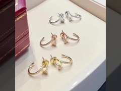 Nhẫn cưới bằng kim cương màu trắng 1 carat cắt bằng hình bầu dục