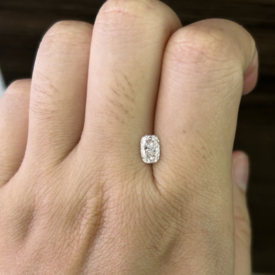 Mua 0.7CT Phòng thí nghiệm trưởng thành Cushion cắt kim cương VS1 Clarity E Color online manufacture