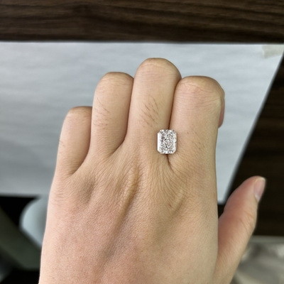 Mua 2.8ct Phòng thí nghiệm Radiant Diamond CVD E VS1 2EX N IGI Chứng nhận LG631472826 online manufacture