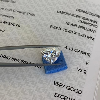 4.13ct VS2 Clarity F Color Lab trưởng thành trái tim kim cương IGI chứng nhận