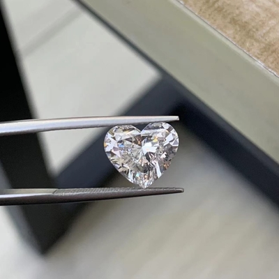 Trái tim tinh khiết tinh khiết 4.02 Carat F VS1