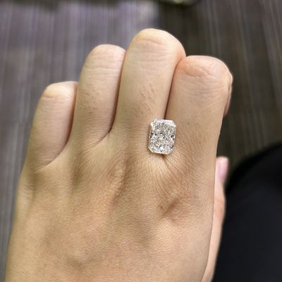 4.37ct Radiant Cut Lab Created Diamond CVD F VS1 EX VG N IGI được chứng nhận